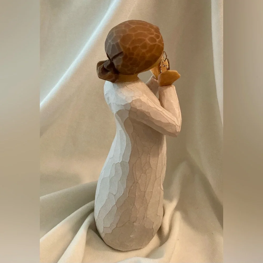 Willow Tree Lots of Love Figurine with Triple Silver Heart Size 5.25”